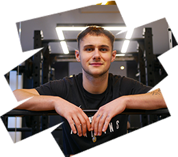 Zack F offers a hybrid of in-person and online personal training sessions at PT Workspace gym rental in London