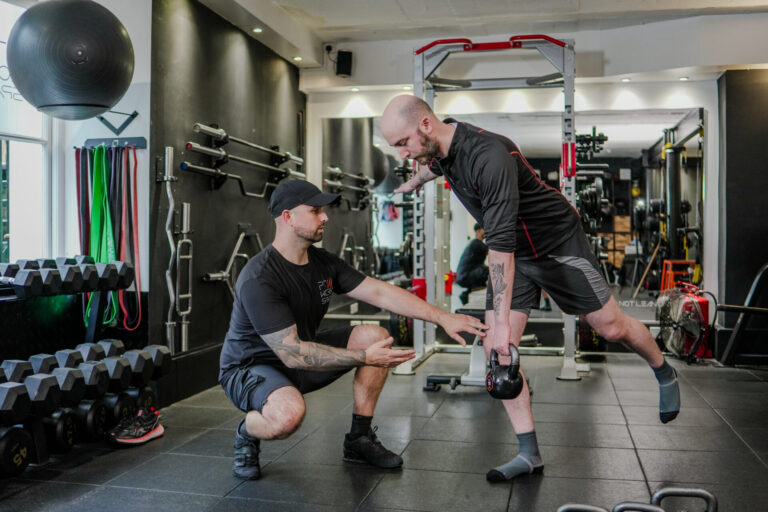 Injury rehabilitation personal training – rebuild strength after injury in Islington
